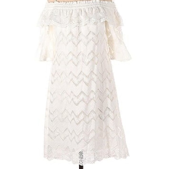 Violet Cold Shoulder Weekend White Lace Dress - Picture 1 of 5